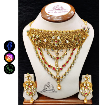 22 carat gold classical fashion ladies necklace se...