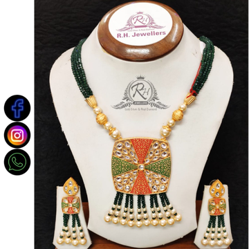 22 carat gold manufacturer of classical necklace s...